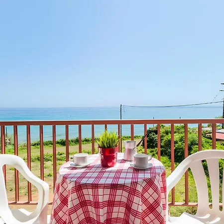 Tamar Apartments, 3*