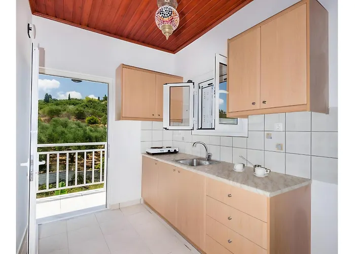 Tamar Apartments,